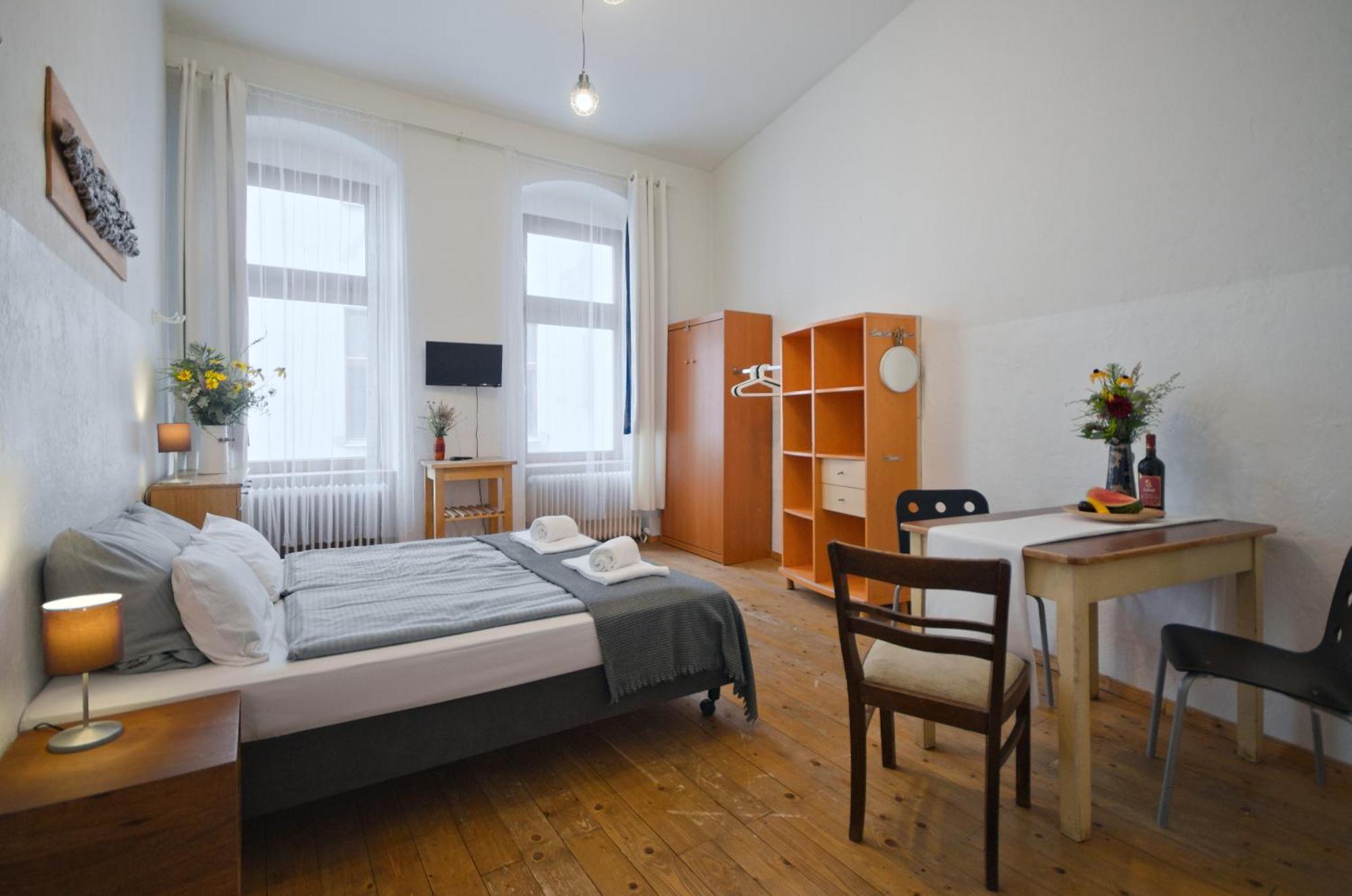 Courtyard Apartment Берлін Екстер'єр фото