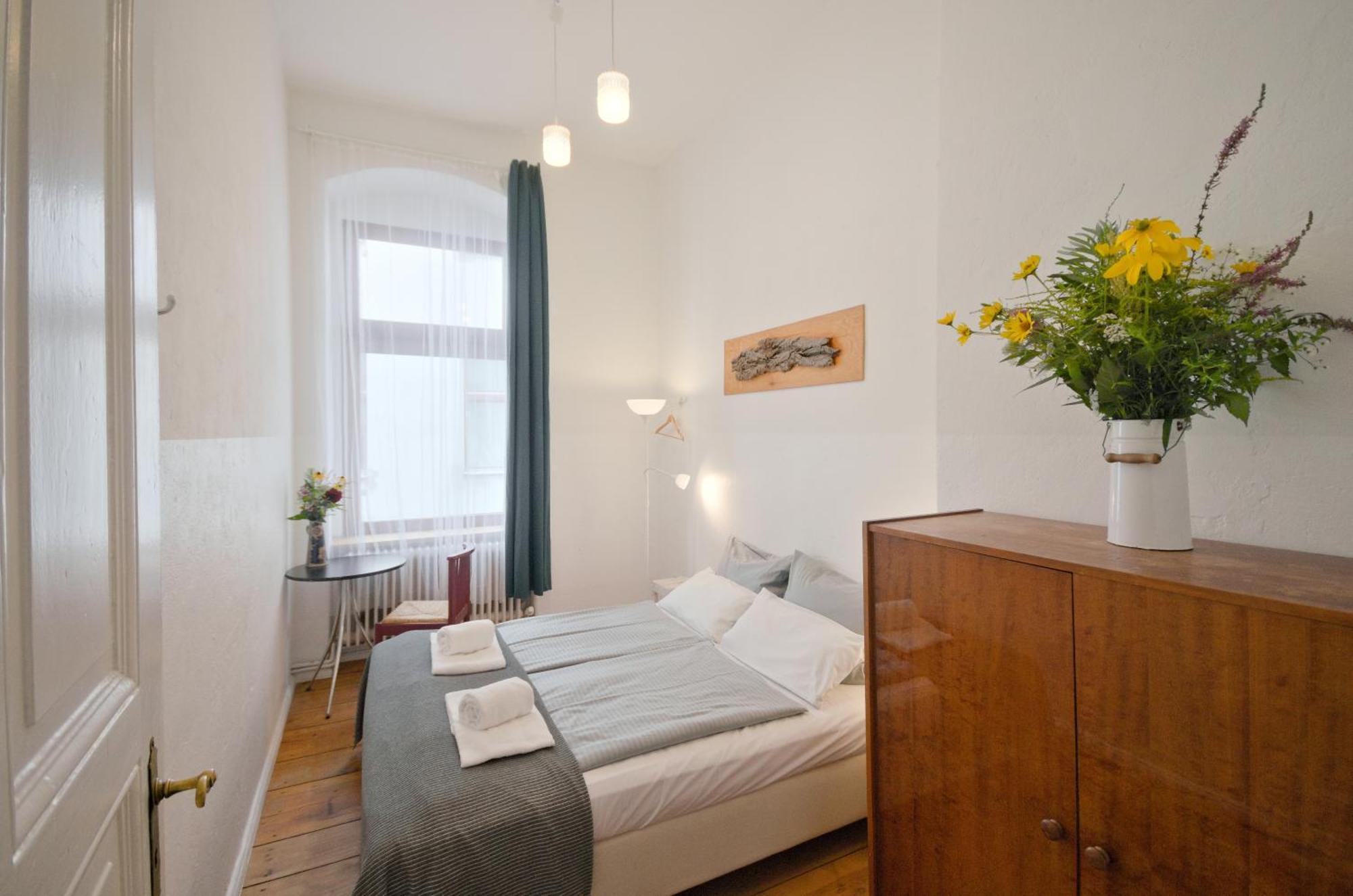 Courtyard Apartment Берлін Екстер'єр фото